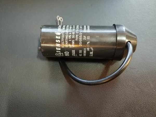 خازن استارت ۸۰ میکروفاراد خازن استارت ۸۰ میکروفاراد - تصویر 1