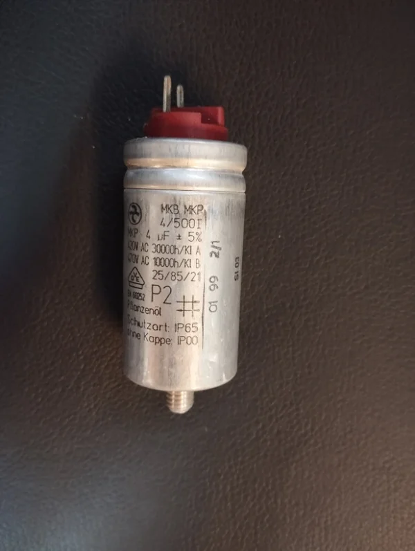 خازن روغنی ۴ میکرو فاراد خازن روغنی ۴ میکرو فاراد - تصویر 1