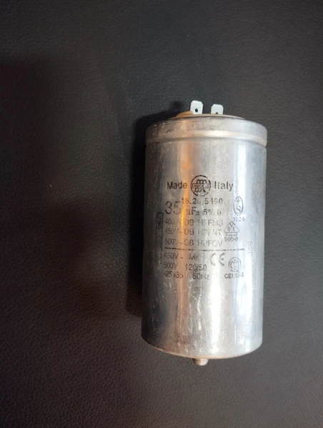خازن ۳۵ میکرو فاراد روغنی دوکاتی خازن ۳۵ میکرو فاراد روغنی دوکاتی - تصویر 1
