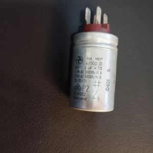 خازن ۴ میکرو فاراد